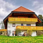 Salenhof Apartamento *